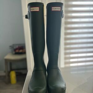 Hunter Dark Green Waterproof Boots